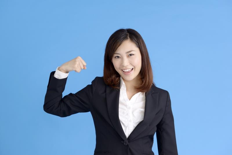 第一印象に注意する看護師